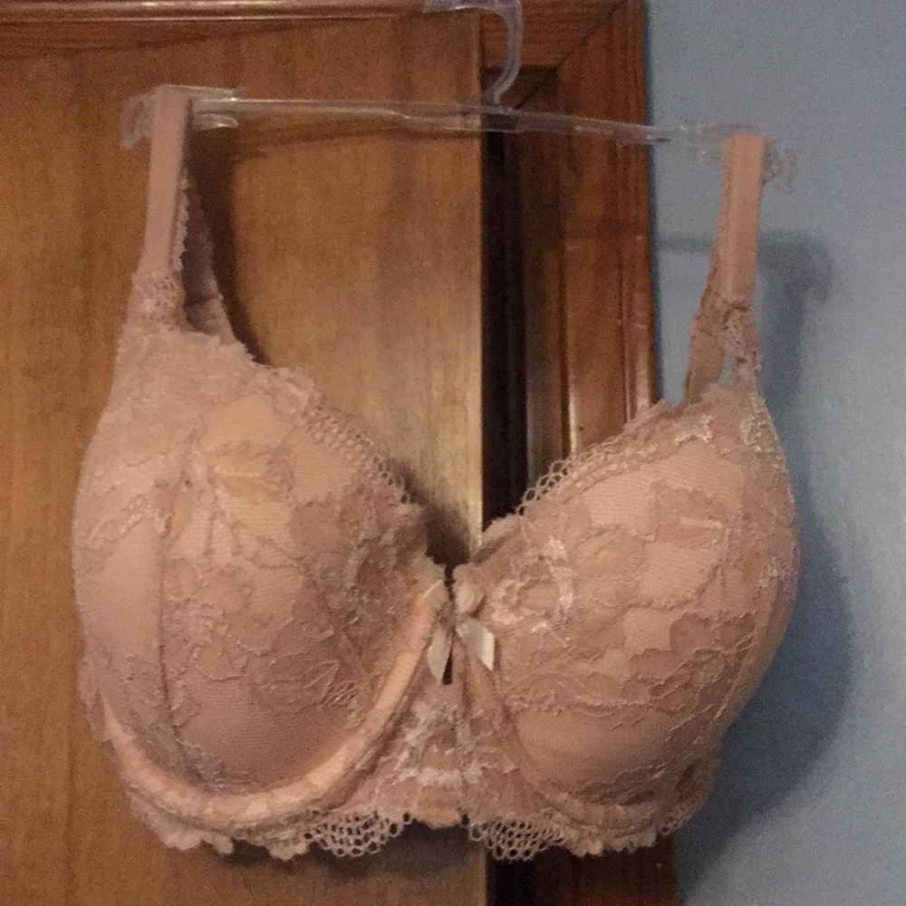 Victoria’s Secret underwire bra